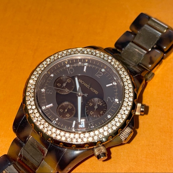 MICHAEL KORS rose gold tortoise watch